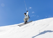 九游娱乐网站-金玟哉爆发，勒沃库森绝杀尼日利亚，亚洲铁闸的崛起与德甲黑马的奇迹