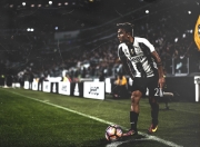 -塔图姆关键回合不手软，森林狼连续得分压制雄鹿—现代篮球的决胜密码