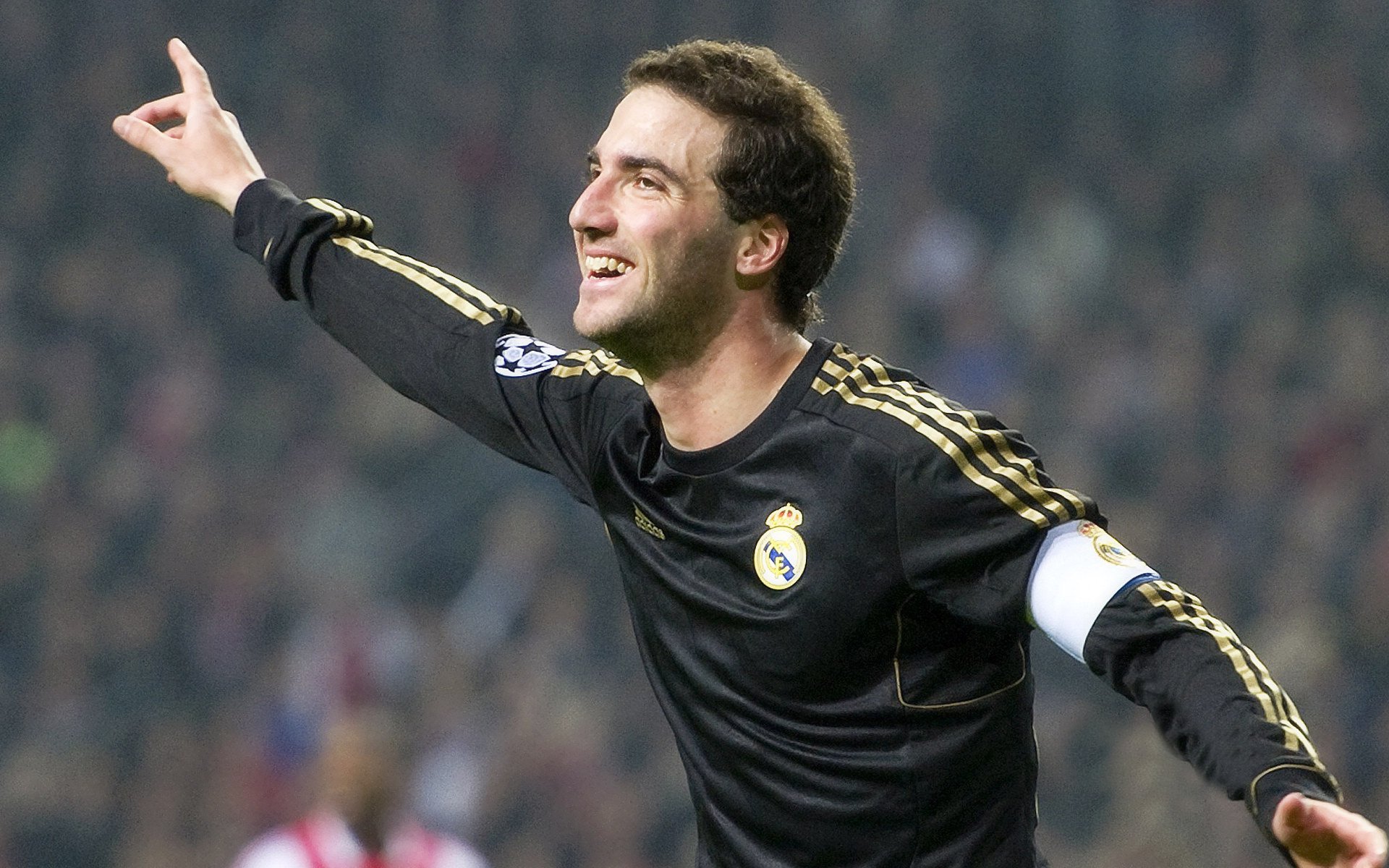 意甲焦点战之夜，杜兰特数据全面爆炸，当绿茵场遇见篮球场，我们谈论什么？