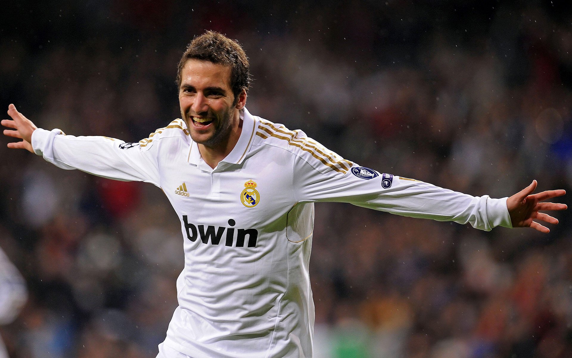 乔治爆发，独行侠争冠路上力克尼克斯