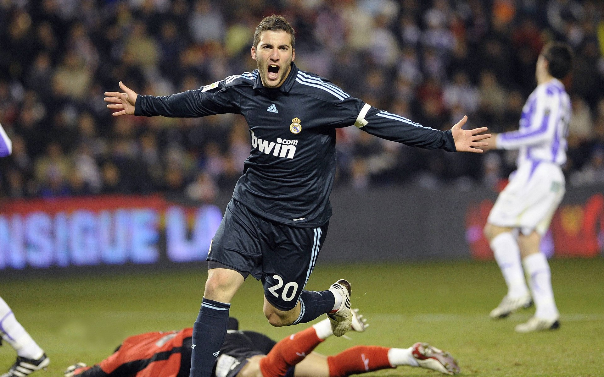 西决生死战之夜,文班亚马让比赛提前失去悬念