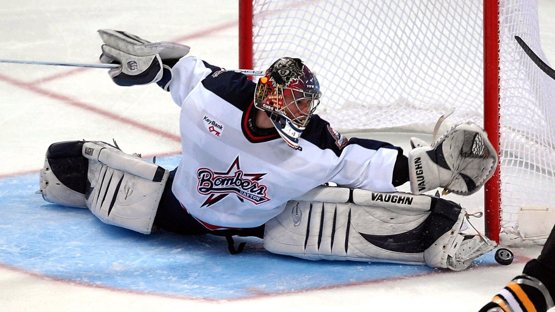 赛道与球场的双重奏，F1新赛季揭幕战与鹈鹕粉碎公牛