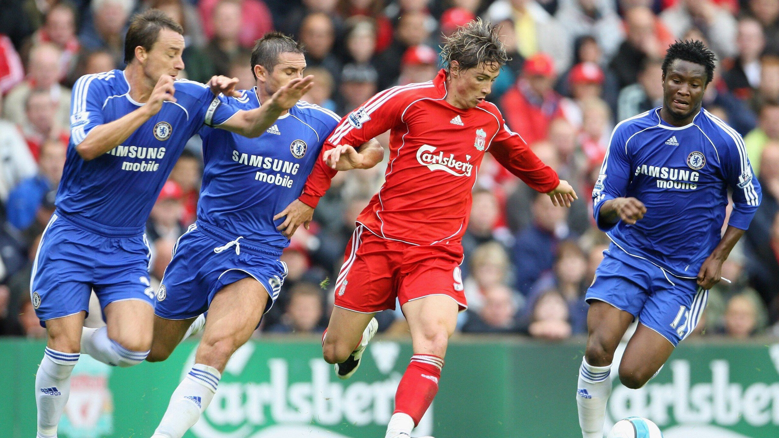 绿茵场与球桌的双重奏,英格兰轻取波兰,张本智和闪耀高光